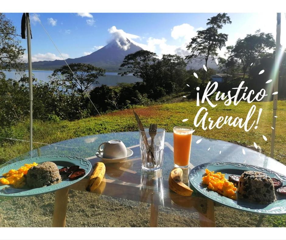 Rustico Arenal B&B La Fortuna Exterior foto